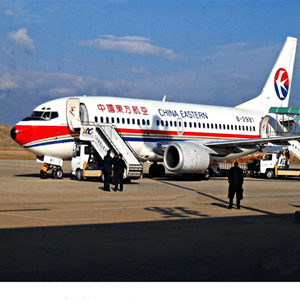 海口机场货运航空快运业稳步发展的原因是什么？